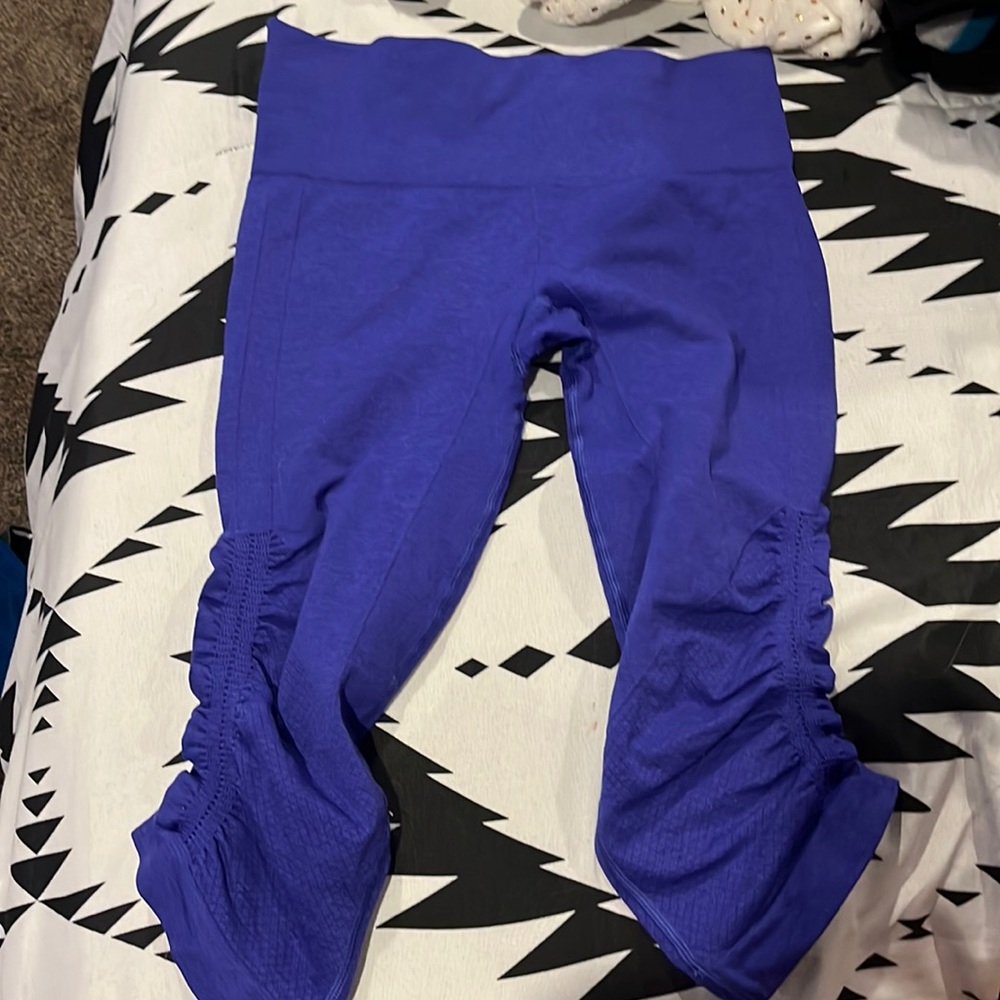 Lululemon capris